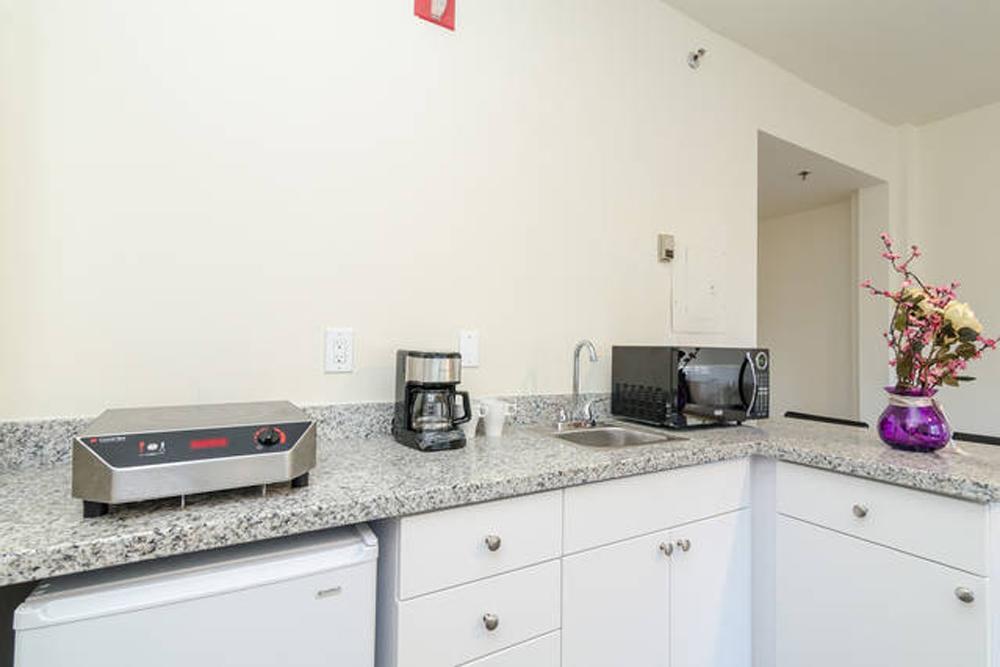 Ocean Drive Historic Building Minutes Walk To The Beach. Appartement